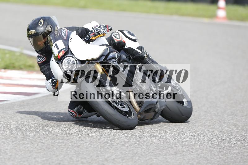 /53 16.09.2025 Track Day Domi Aegerter ADR/Gruppe rot/1